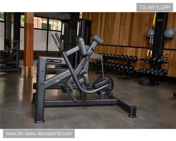 龙门架绳索后踢：被低估的臀部孤立训练器械